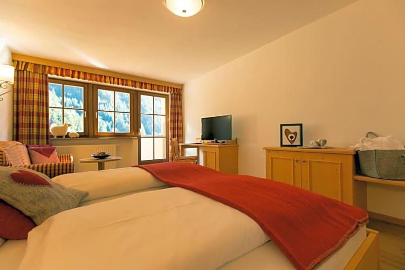 Berghotel Johanneshof image