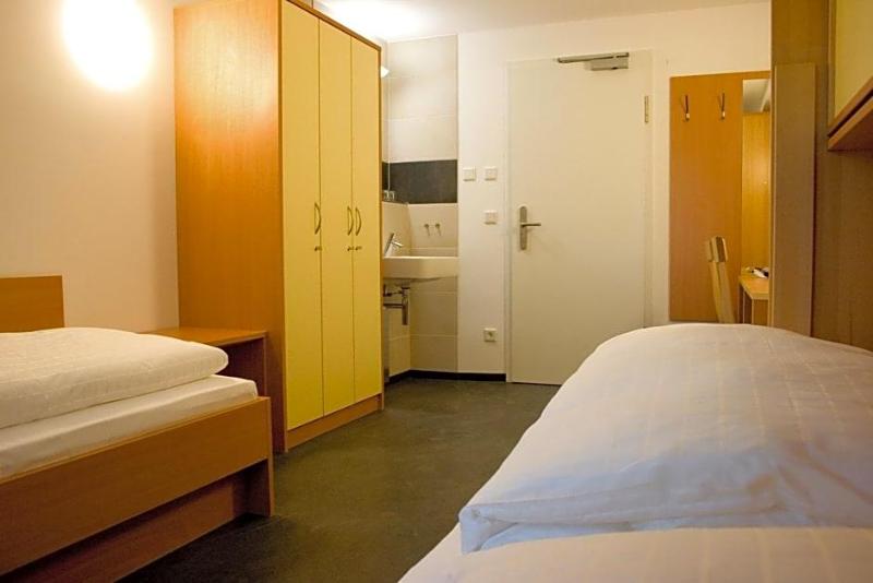 Ausbildungshotel St Theresia image