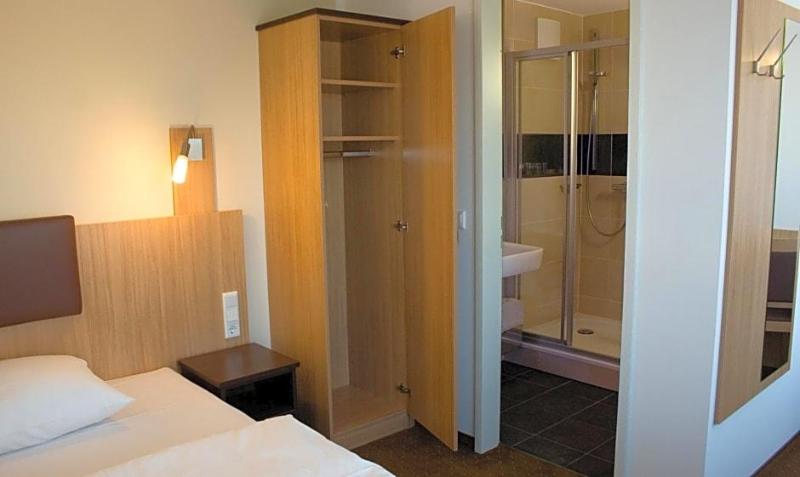 Ausbildungshotel St Theresia image