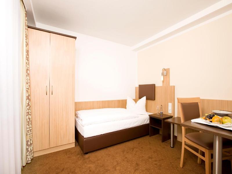 Ausbildungshotel St Theresia image