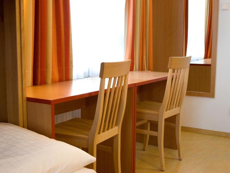 Ausbildungshotel St Theresia image