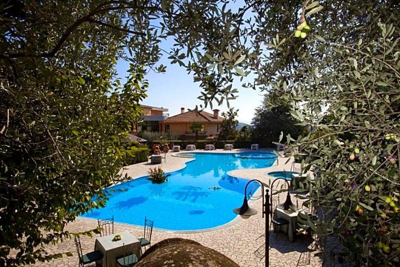 Albergo Ristorante Uliveto image
