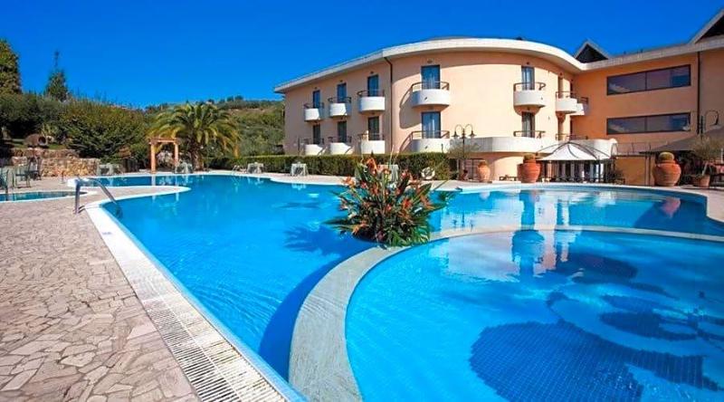 Albergo Ristorante Uliveto image