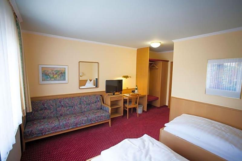 Hotel Restaurant Zur Post Lohfelden image