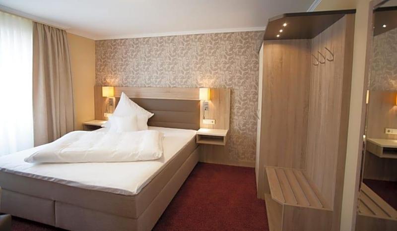 Hotel Restaurant Zur Post Lohfelden image