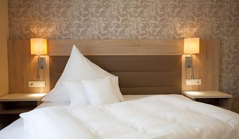 Hotel Restaurant Zur Post Lohfelden image