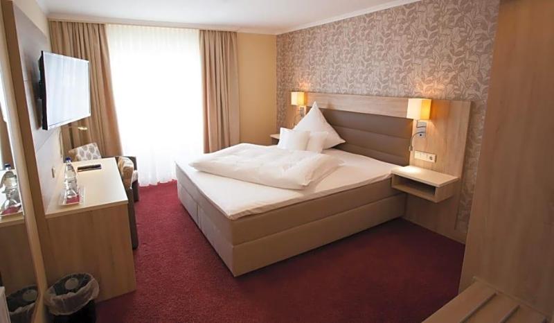 Hotel Restaurant Zur Post Lohfelden image