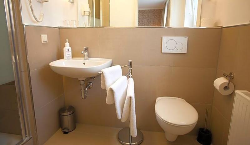 Hotel Restaurant Zur Post Lohfelden image