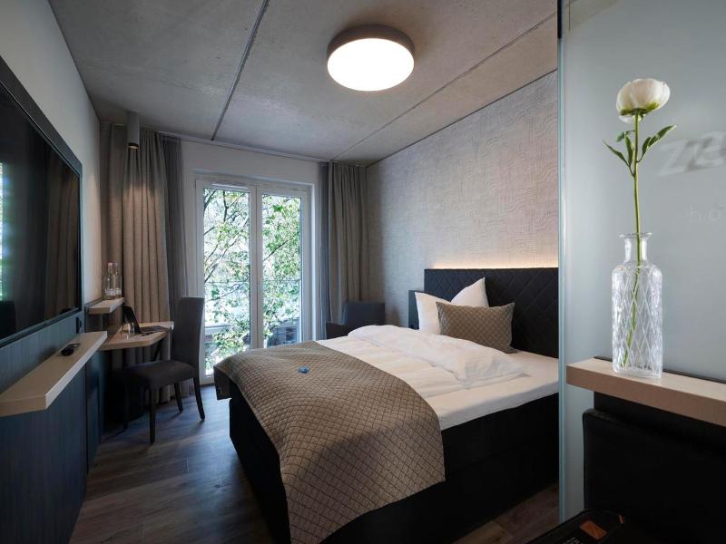 Hotel Zeitgeist image