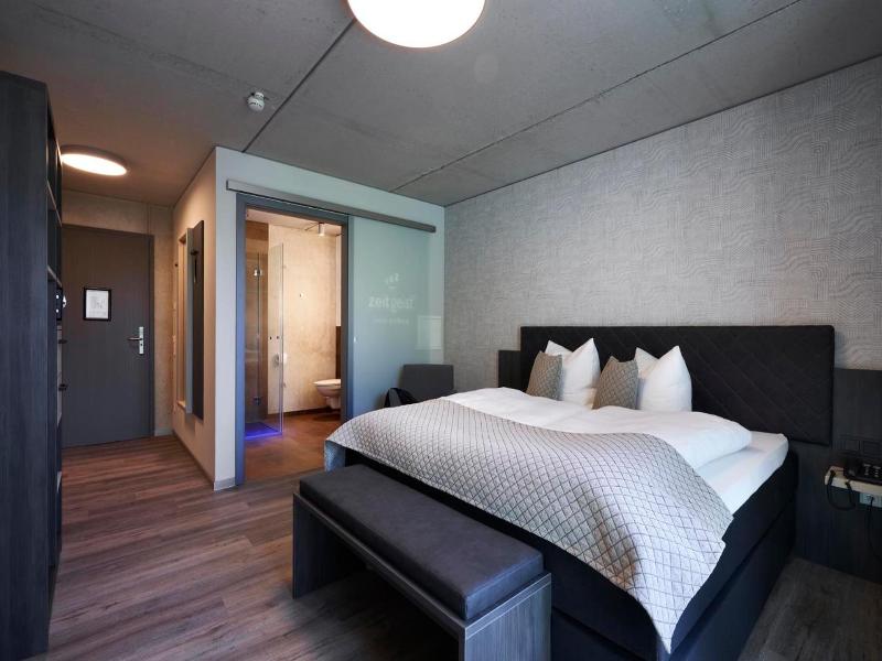 Hotel Zeitgeist image