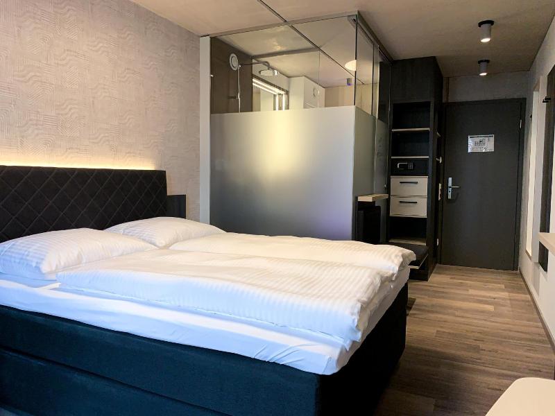 Hotel Zeitgeist image