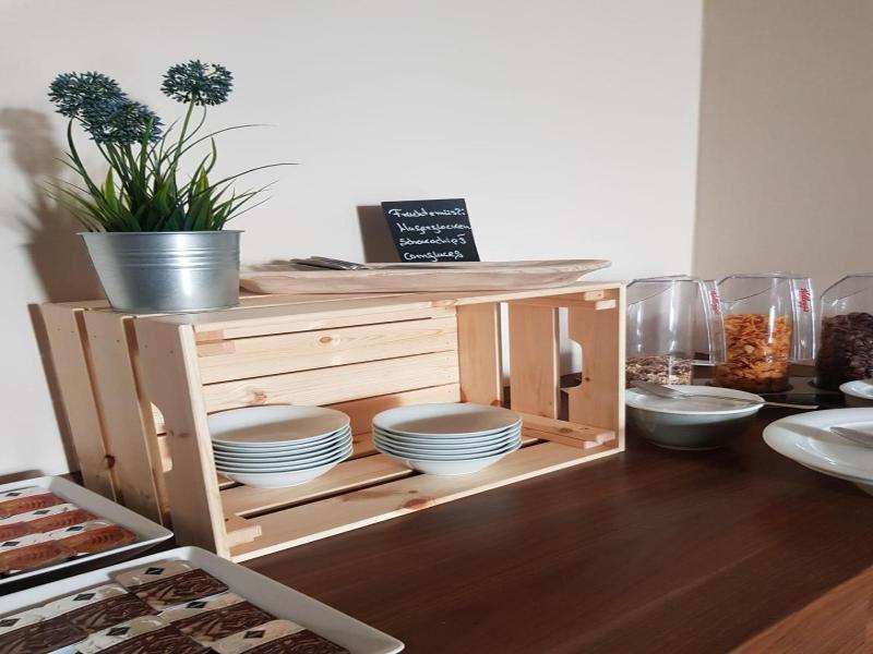 Weltmann S Hotel Restaurant image
