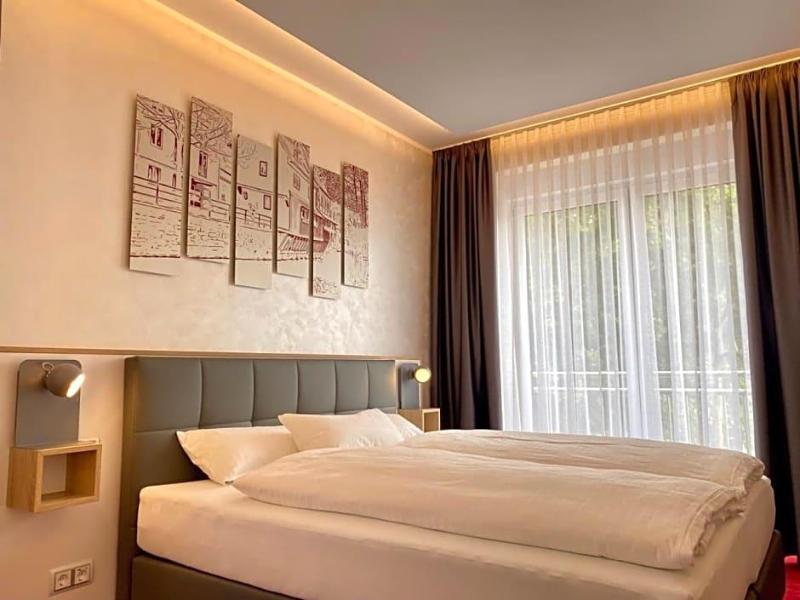 Hotel Am Waldkasino image