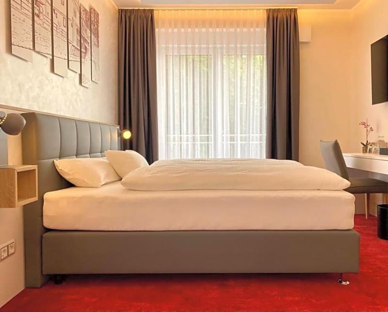 Hotel Am Waldkasino image