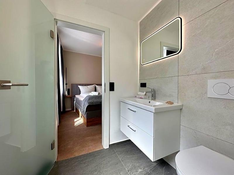 Hotel Emilia image