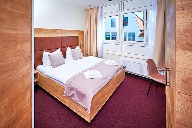 Hotel 53 8 Nord image