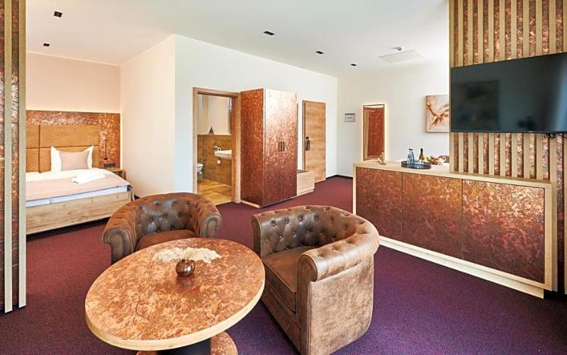 Hotel 53 8 Nord image