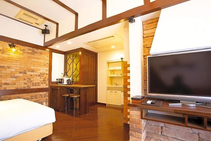 Lco Resort image
