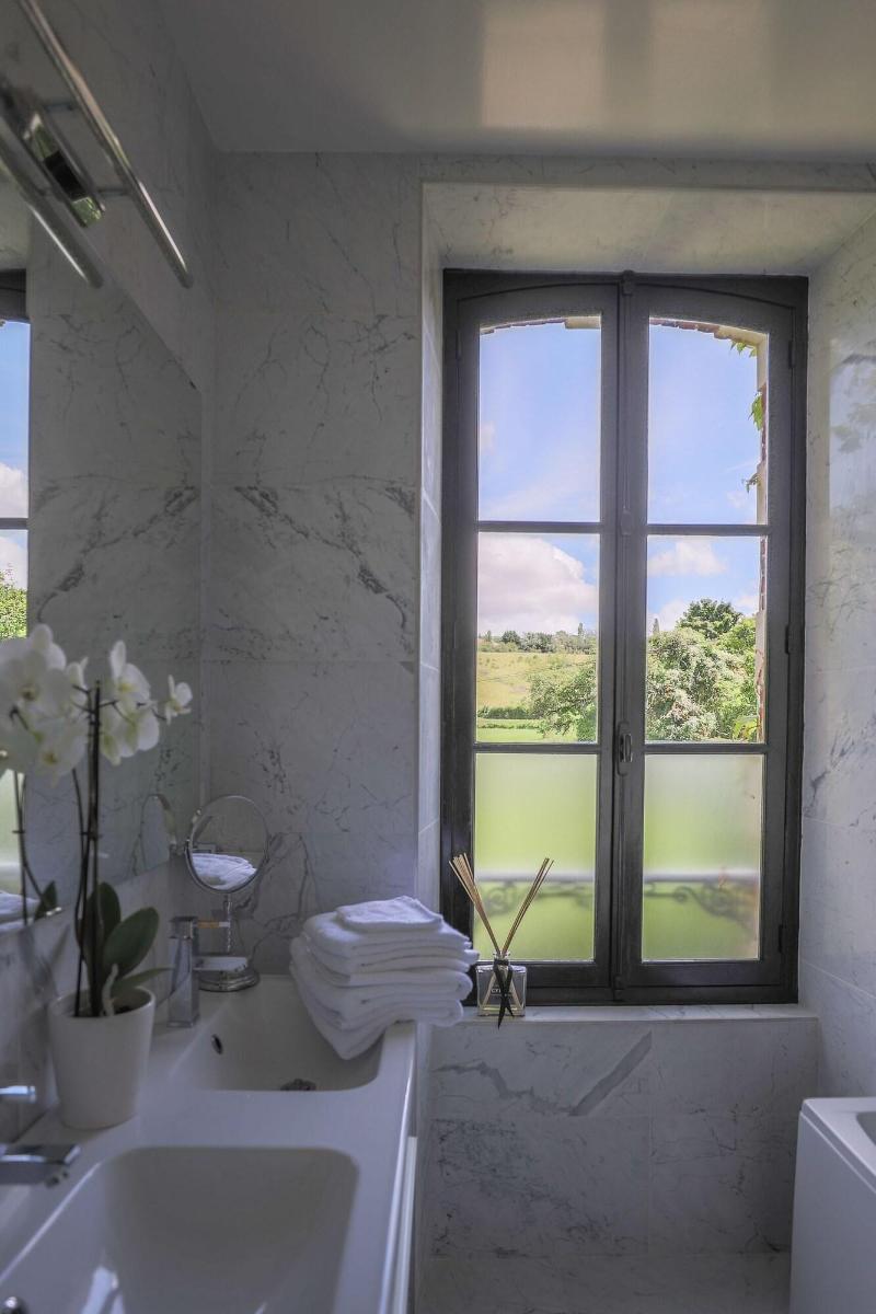 Manoir De La Croix Saint Louis image