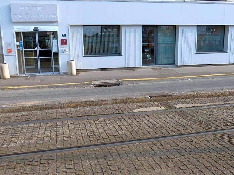 Hv Tel Terminus image