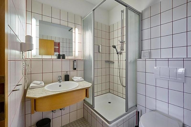 Hotel Roter Hahn image