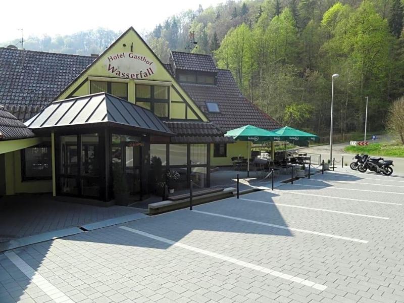 Hotel Zum Wasserfall Garni image