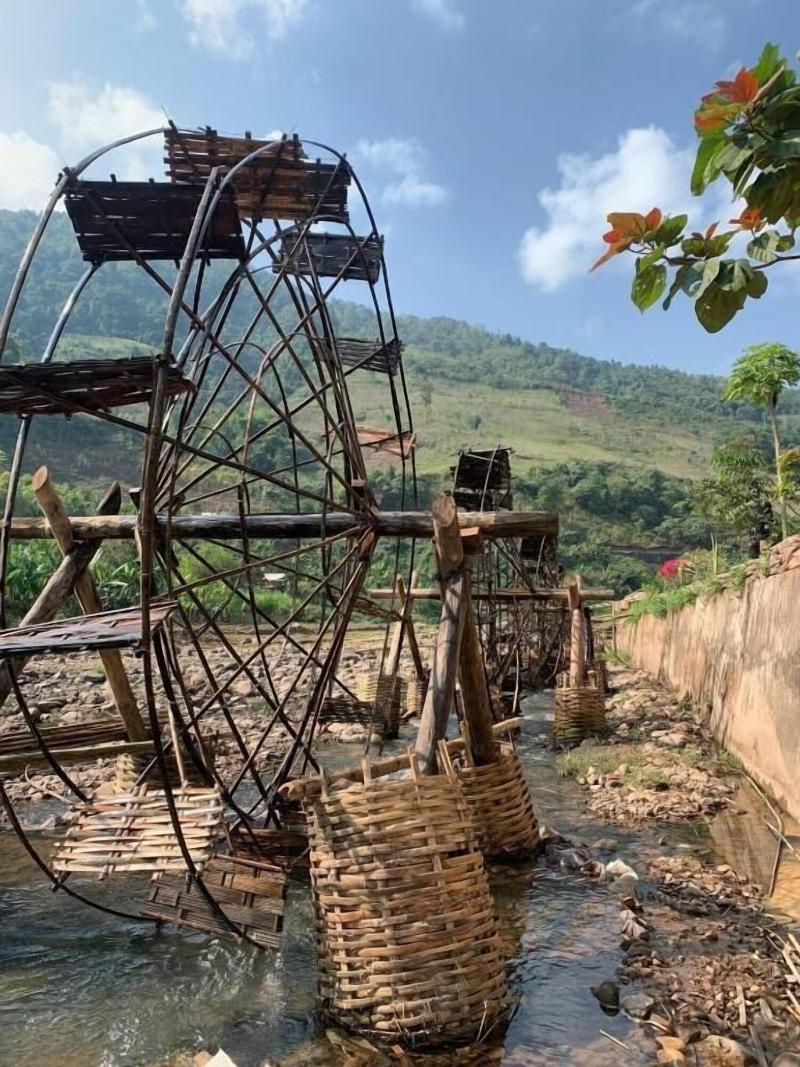 Frontier Hostel & Tours image