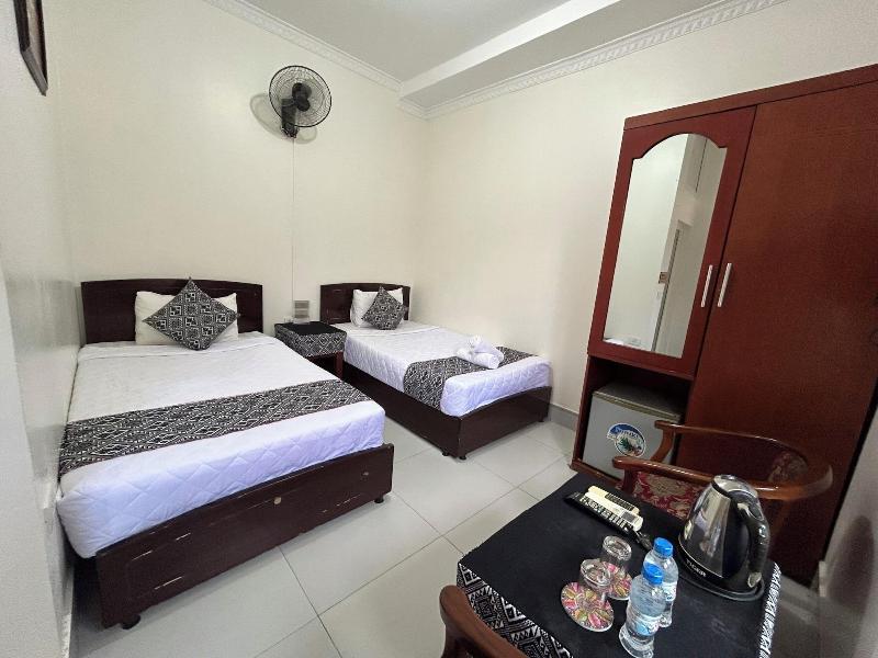 Frontier Hostel & Tours image