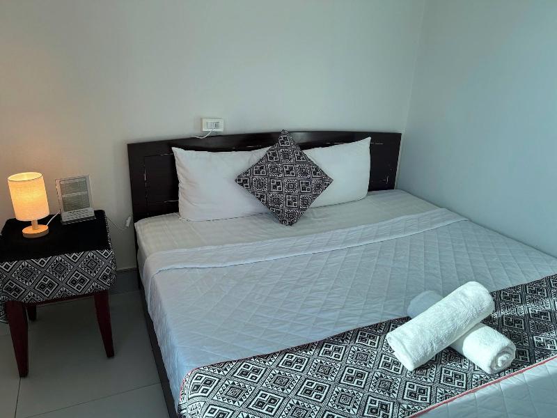 Frontier Hostel & Tours image