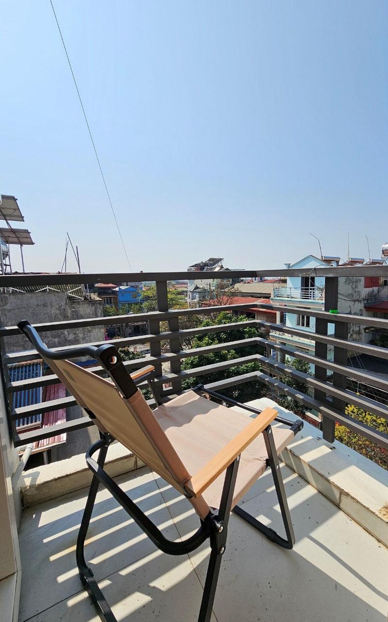 Frontier Hostel & Tours image