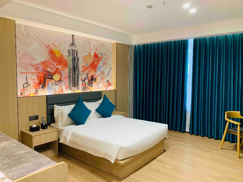 Fan's Hotel Palo image