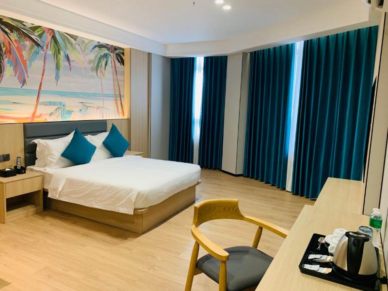 Fan's Hotel Palo image