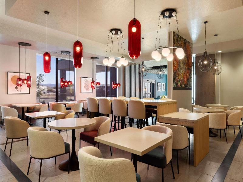 Hawthorn Extended Stay By Wyndham Kingman