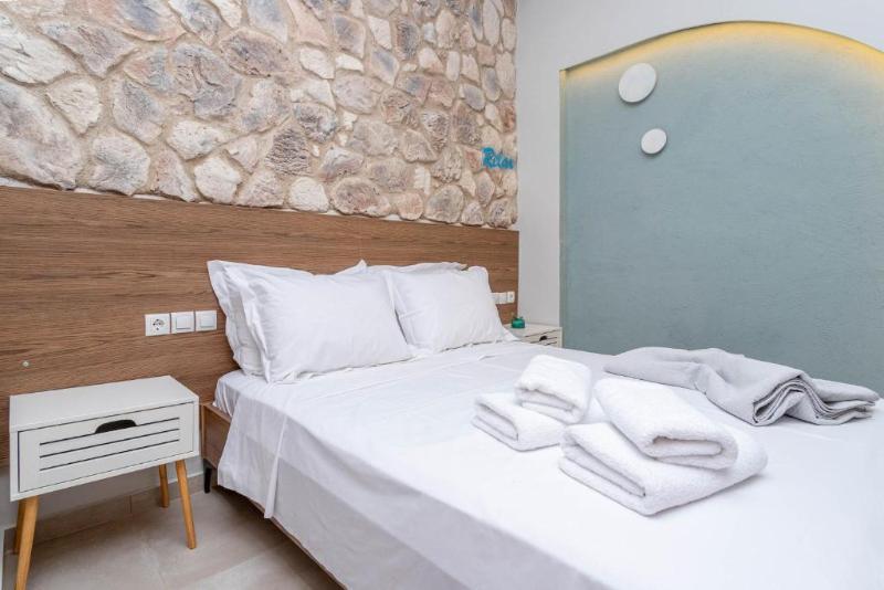 Pteleo Apartments image