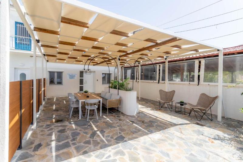 Pteleo Apartments image