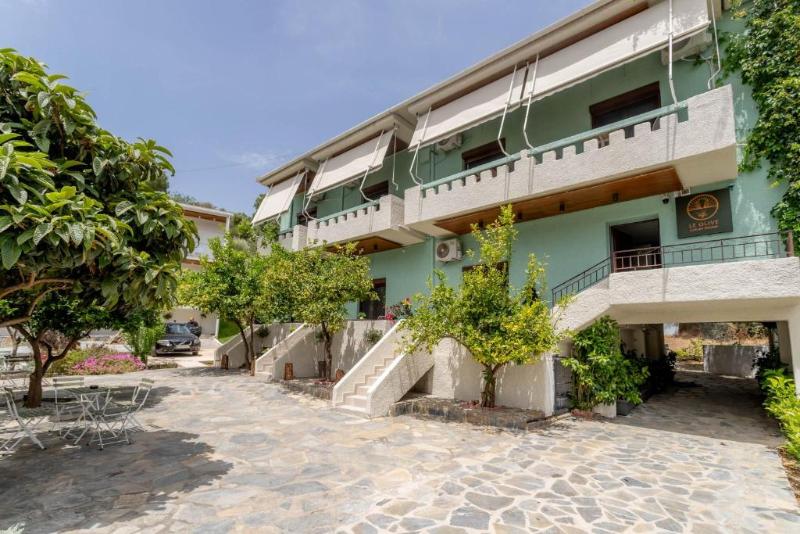 Pteleo Apartments image