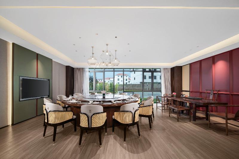 Holiday Inn Ganzhou Orchid Town image