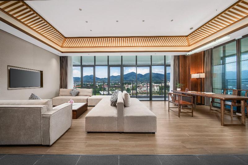 Holiday Inn Ganzhou Orchid Town image