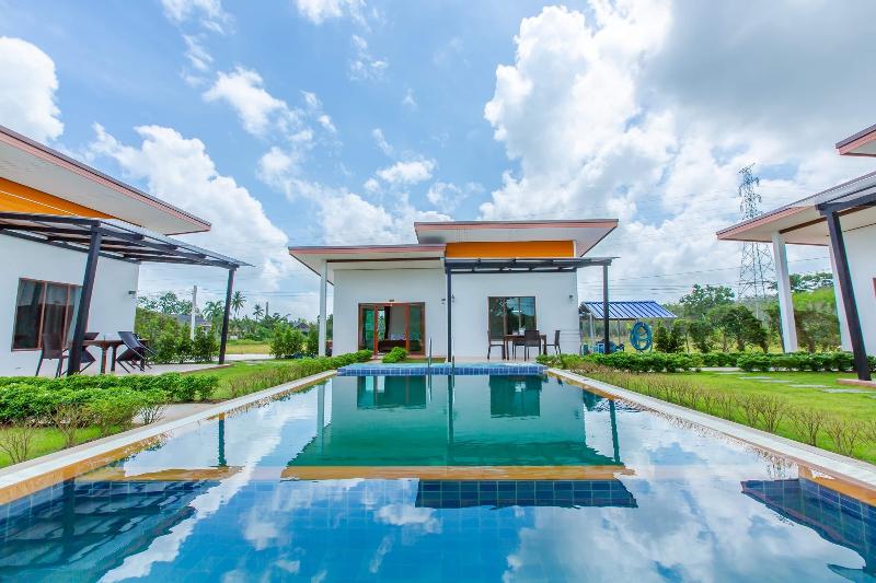 Ozone Resort & Pool Villa image