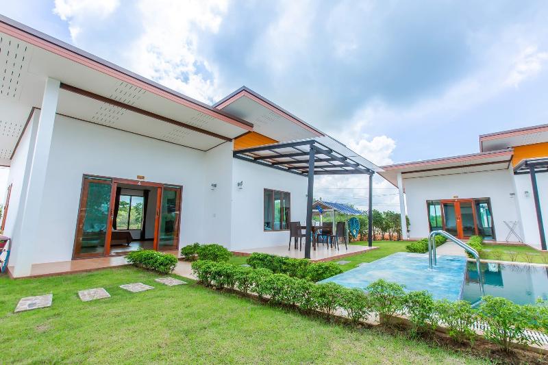Ozone Resort & Pool Villa image