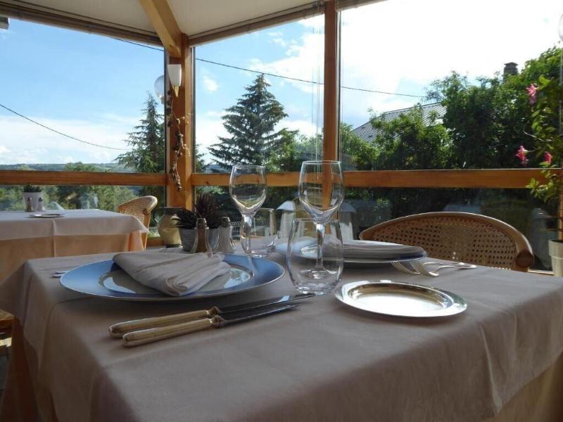 Hotel-restaurant Les Chenets image