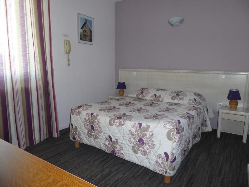 Hotel-restaurant Les Chenets image