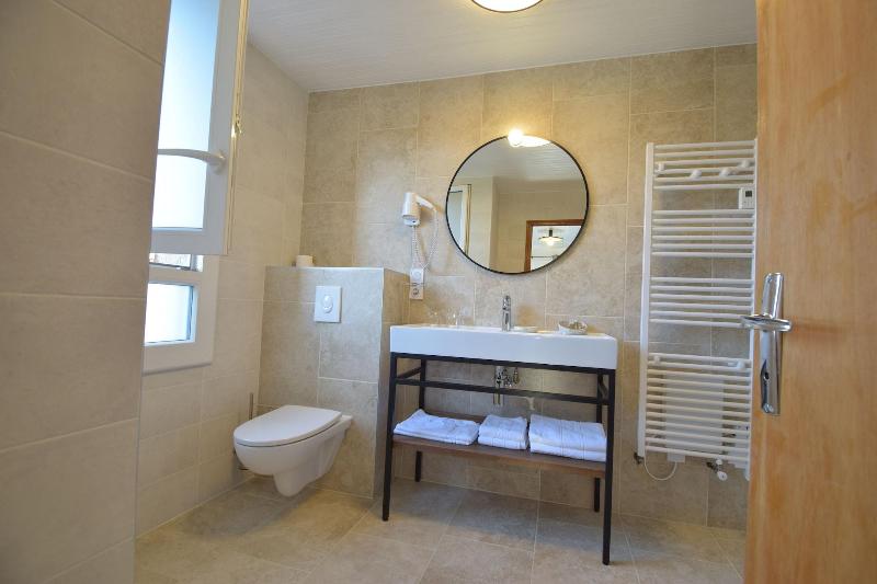 Hotel-restaurant Les Chenets image
