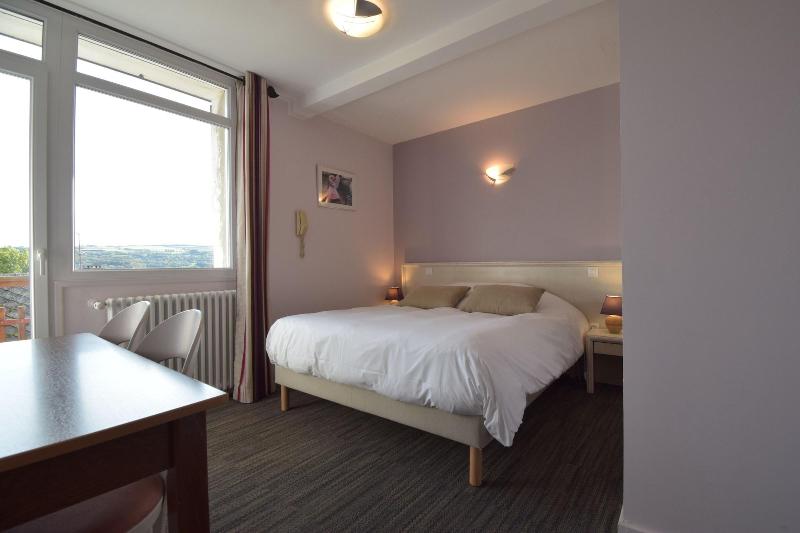 Hotel-restaurant Les Chenets image