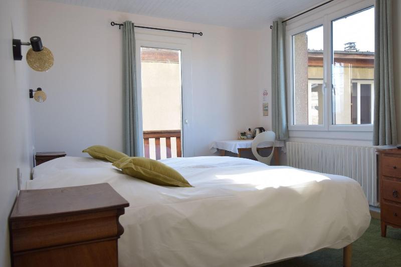 Hotel-restaurant Les Chenets image