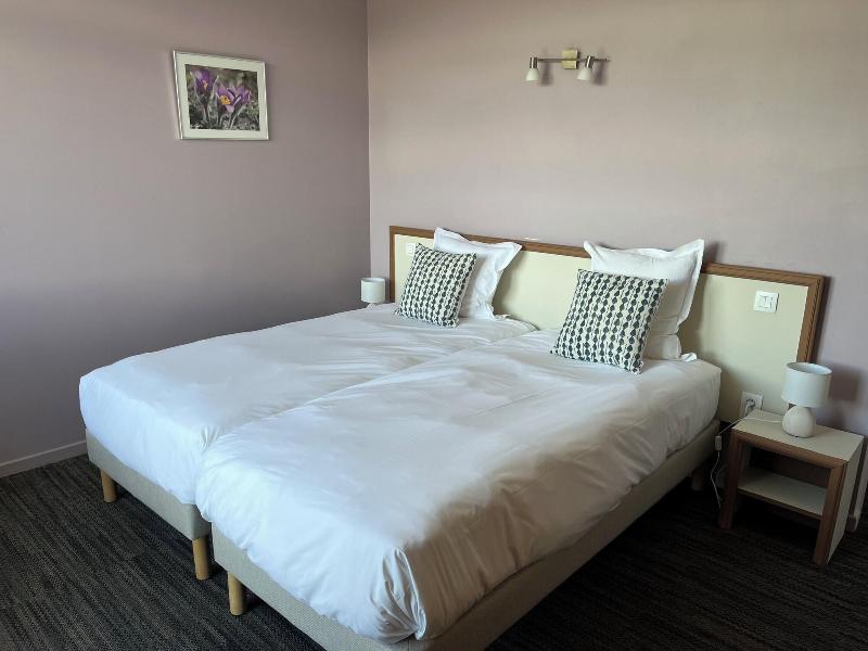 Hotel-restaurant Les Chenets image