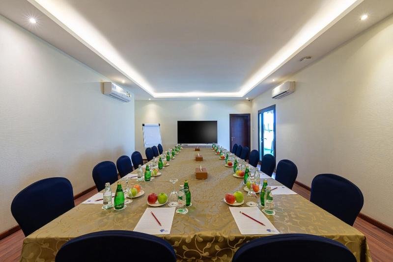 Blue Diamond Hotel image