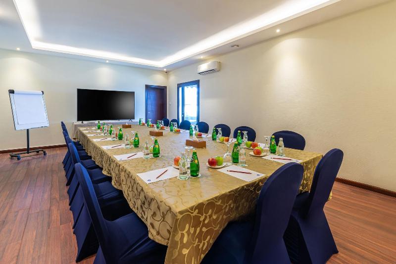 Blue Diamond Hotel image