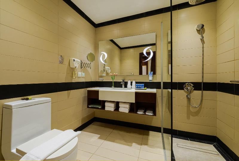 Blue Diamond Hotel image