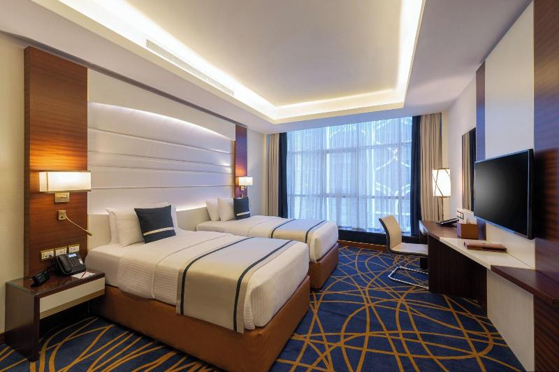 Blue Diamond Hotel image